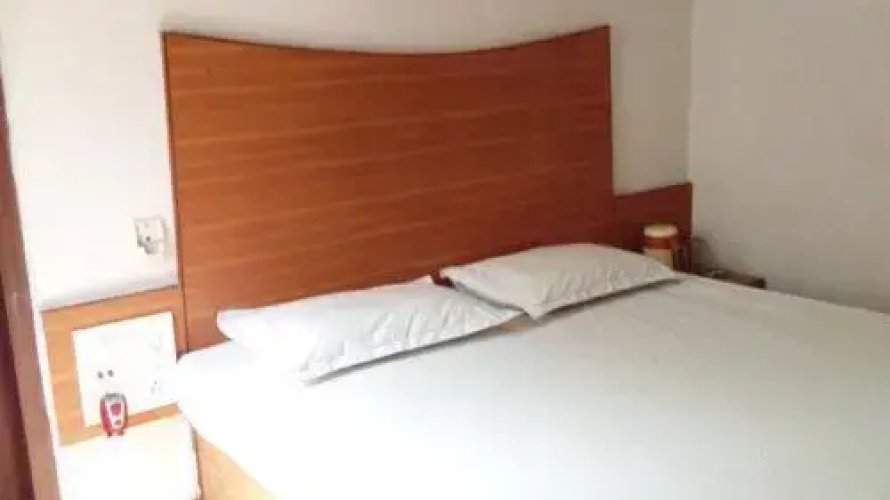 Hotel Neelam Lodge