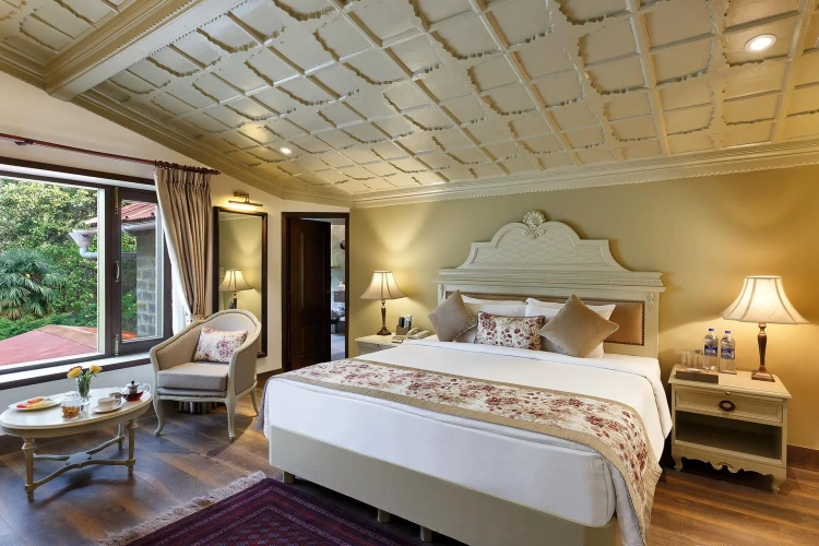 Royal room