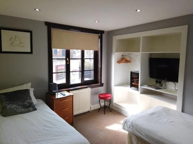 Orchard Hotel