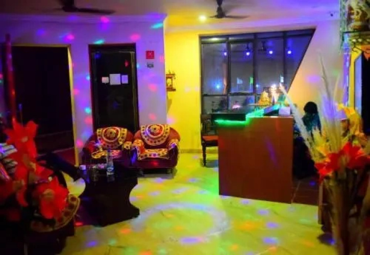 Hotel Golden Dust Puri
