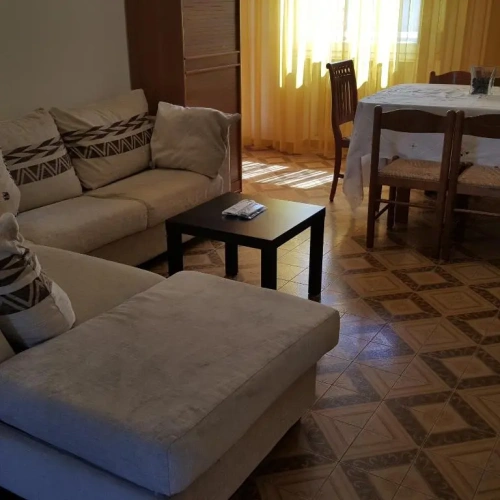 3 Bedrooms Apartment