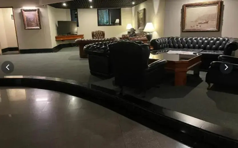 The Plaza Flat Service