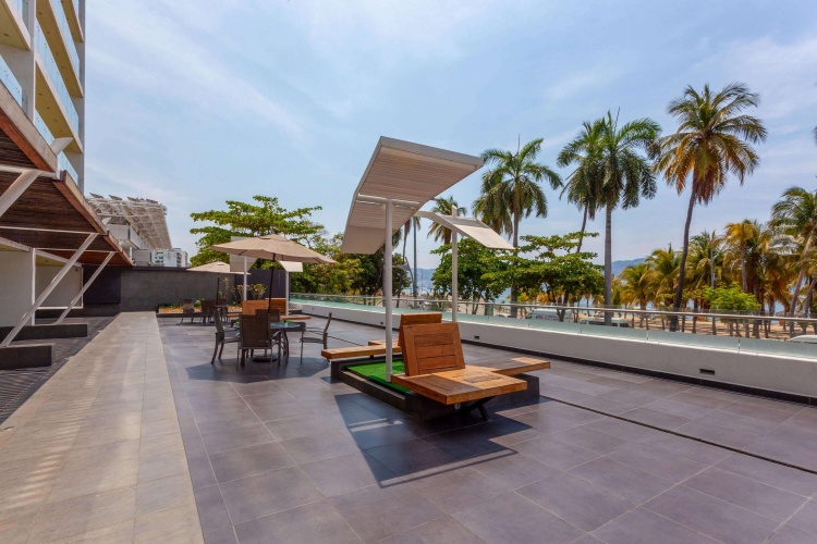 Ramada by Wyndham Acapulco Hotel & Suites photo 20