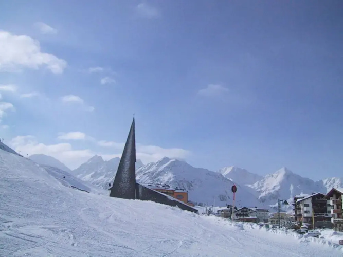 Sun & Snow in Kuhtai
