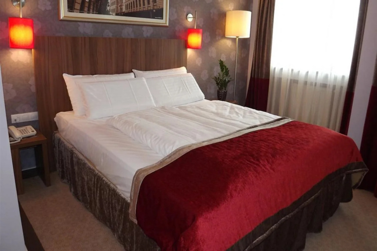 Hotel Ambasador