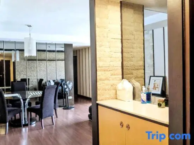 Short-Term Rental Allowed - 7A Downtown BKK Serviced Apartment