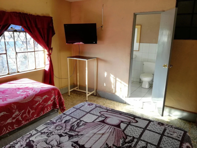 Hotel Estacion Gerona Bed & Breakfast