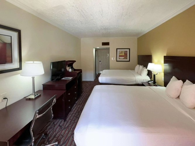 Motel 6 Dallas, TX – Downtown