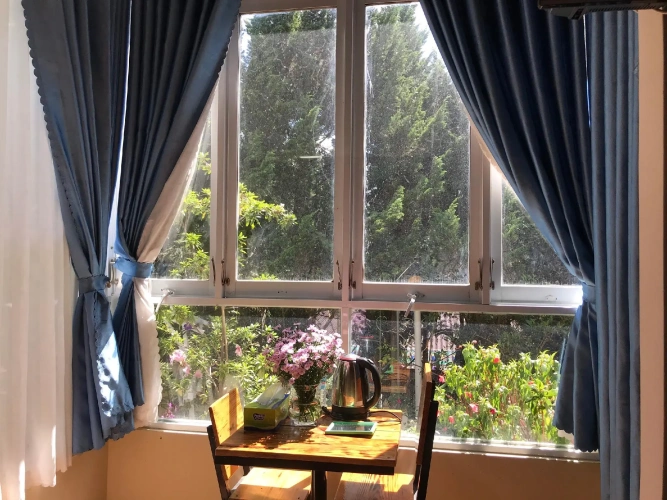 Standard Triple Family room with garden view