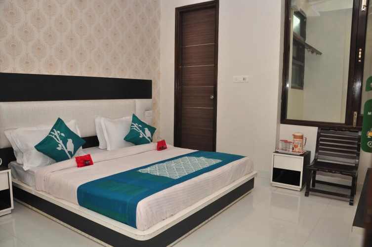 Oyo Rooms Chheharta Road