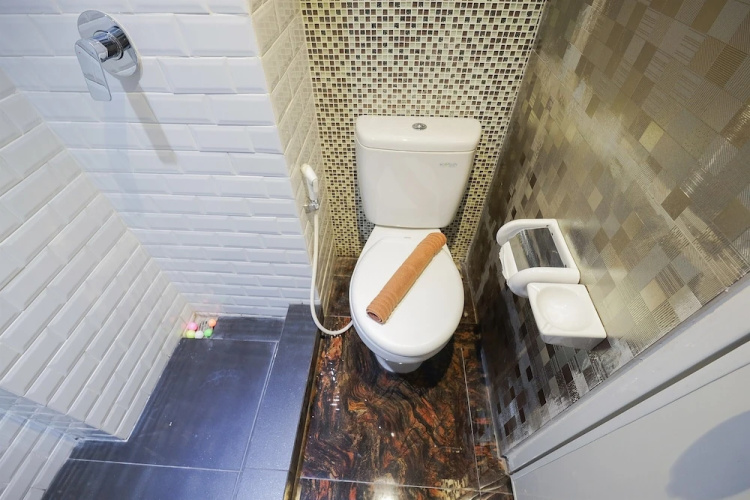 Homey Studio Apartment @ Springlake Summarecon