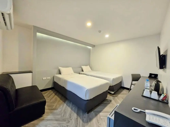 Deluxe Twin room