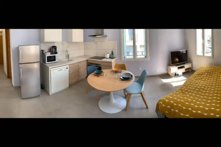 1 Bedroom Apartment