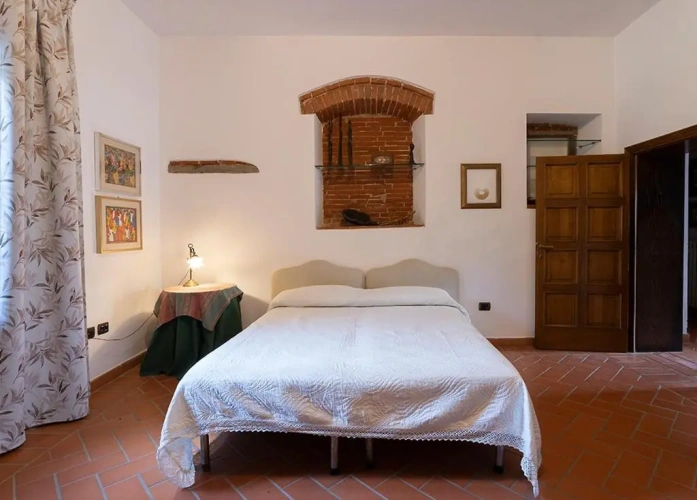1 Bedroom Triple Apartment