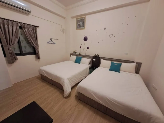 Standard Quadruple room