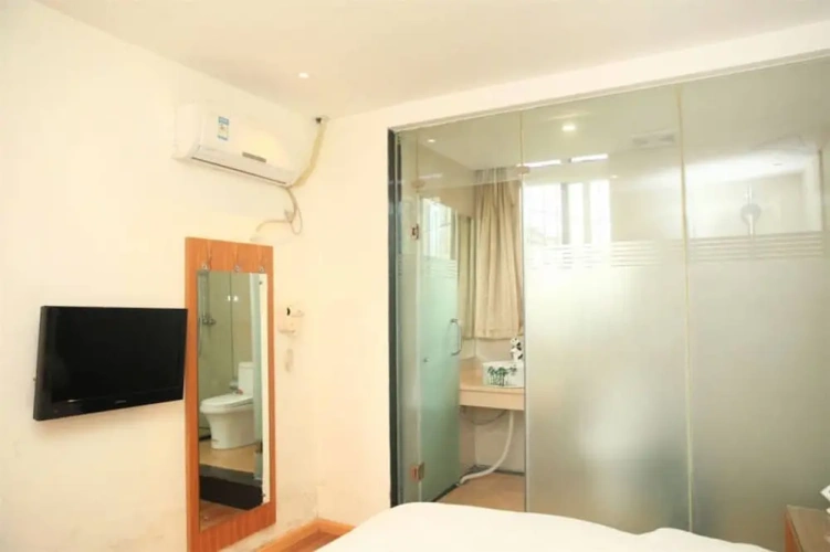 Classic Twin room