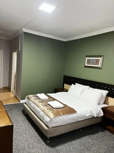 Economy room