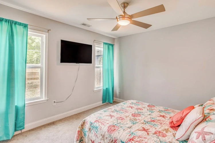 3 Bedrooms Cottage