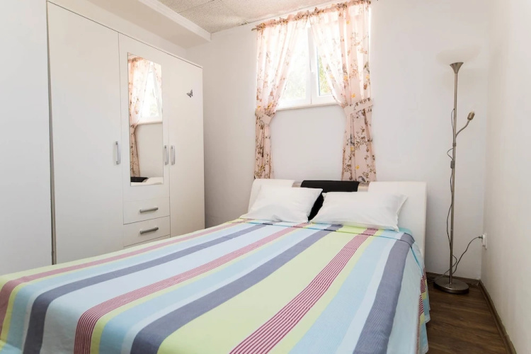 Apartments Lelu