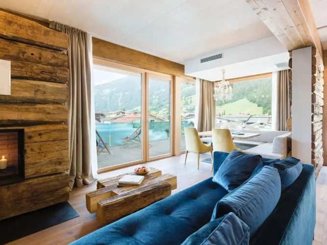 2 Bedrooms Suite with balcony and with view