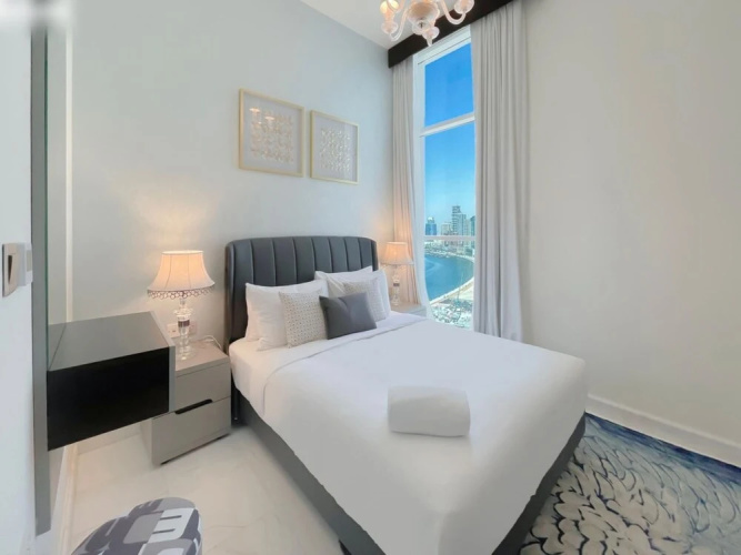 Chic 3BR Apt Near Dubai Mall