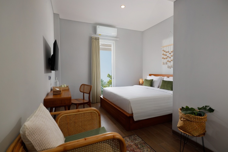 Deluxe room with balcony