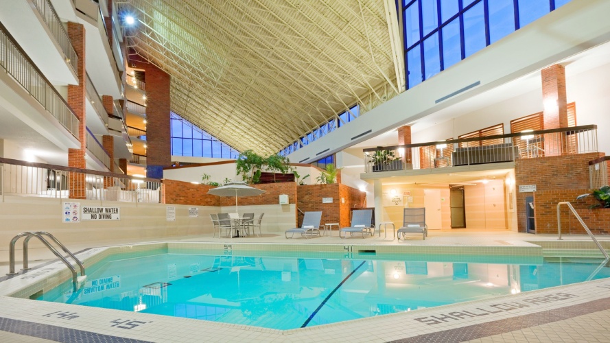 Holiday Inn Oakville (Centre) photo 18