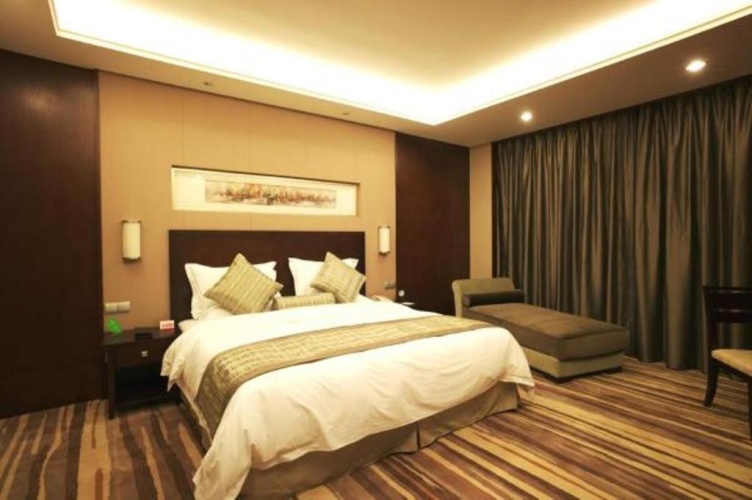 Deluxe Double Suite