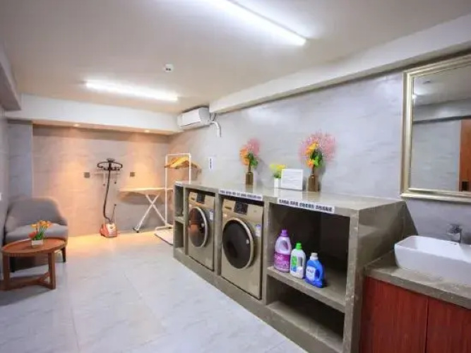 Yitel Collection(Lingshui Yelin Road)