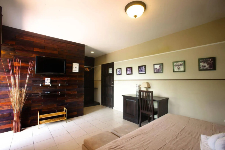 Manglar Lodge