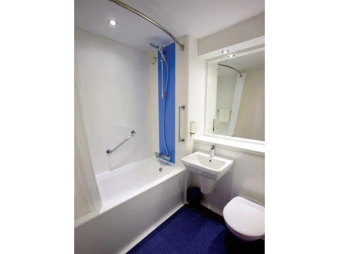 ibis budget Dundee Camperdown Hotel
