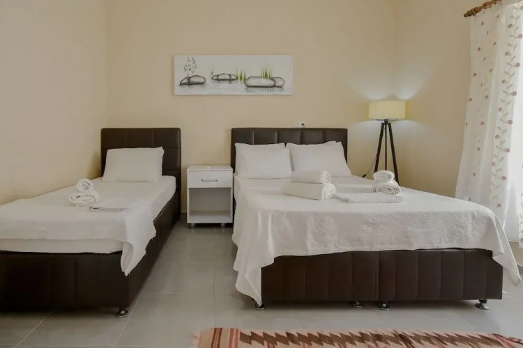 Single Suite with garden view