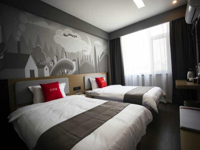Standard Family room