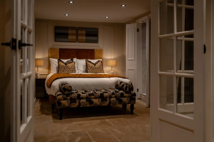 Luxury Suite