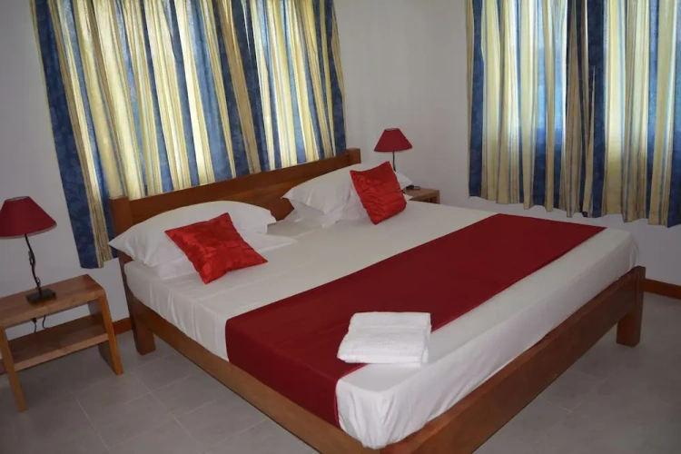 2 Bedrooms Family Apartment with balcony and with sea view