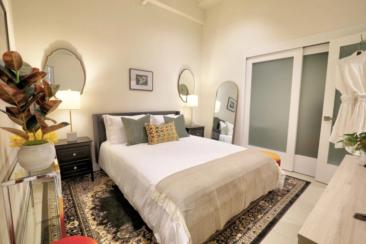 Guest rooms
