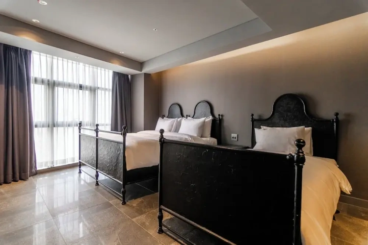 Grand Twin Family Suite