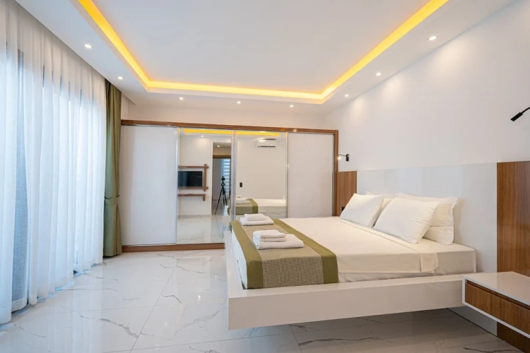 2 Bedrooms Deluxe Apartment