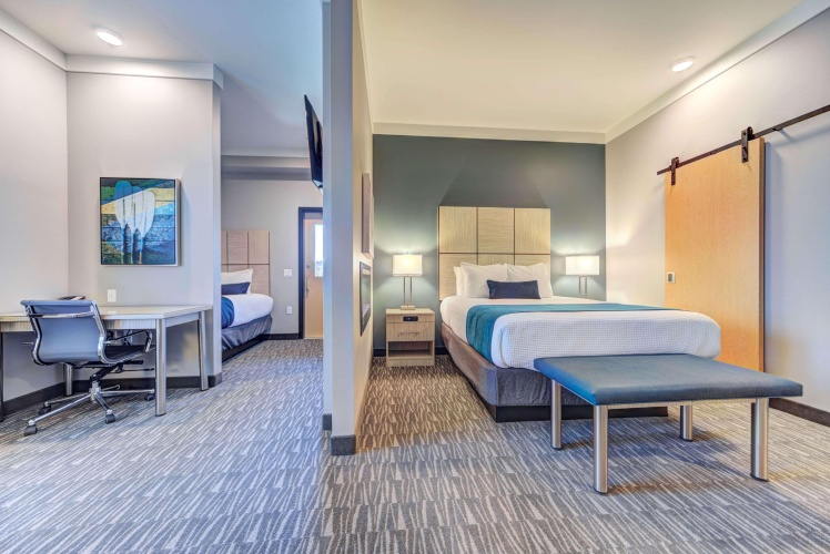 Best Western Premier Peppertree Inn at Bend photo 8