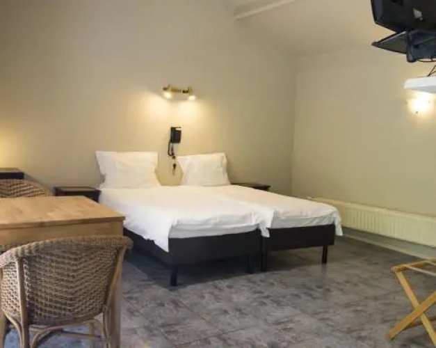 Hotel Pacific Ravels