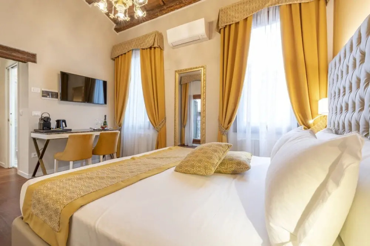 Residenza La Duchessa Deluxe Rooms