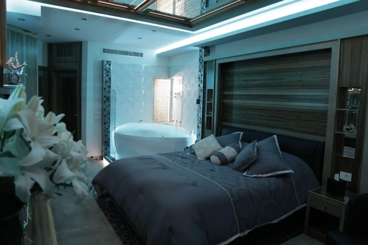 1 Bedroom Premium Double room with balcony and with sea view