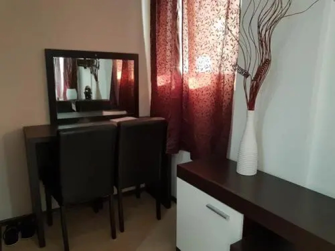 Lira Inn