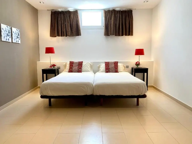 3 Bedrooms Villa