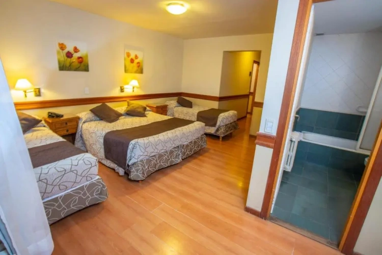 Classic Quadruple room