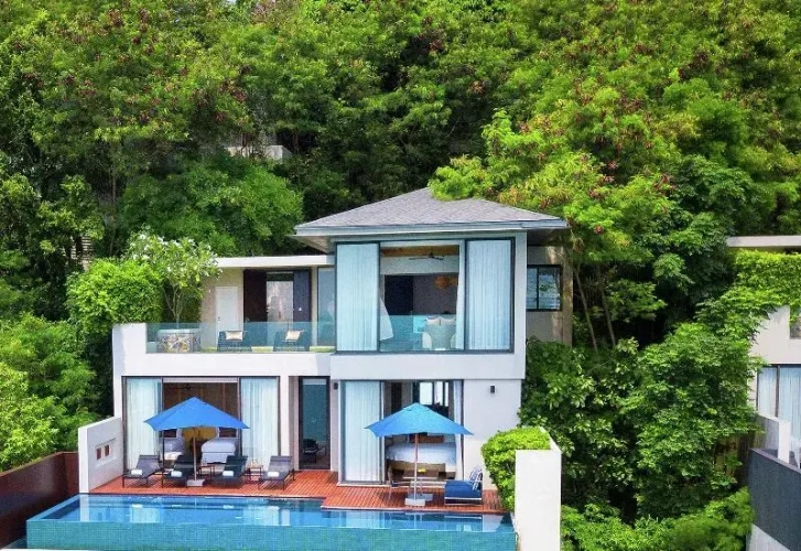 Standard room with balcony