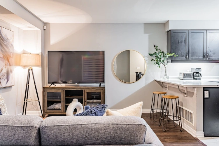 Comfort room