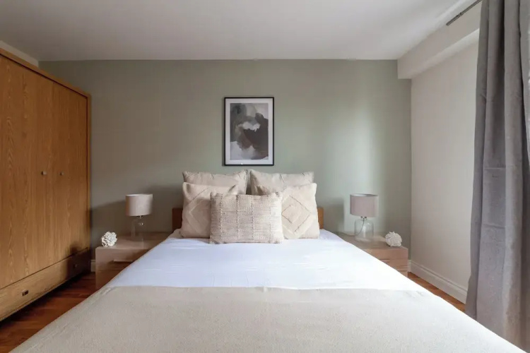 Trendy Flat in St Katharine
