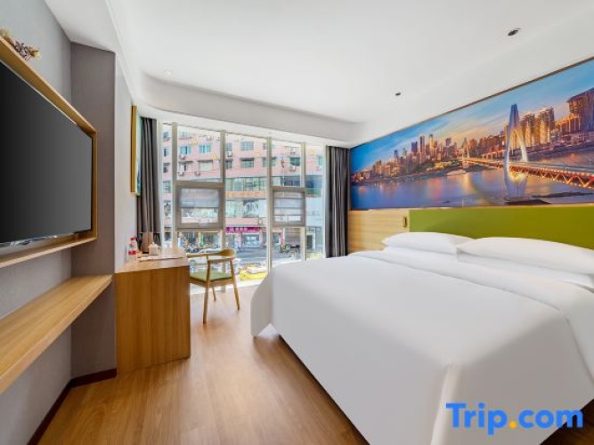Standard Double room with city view