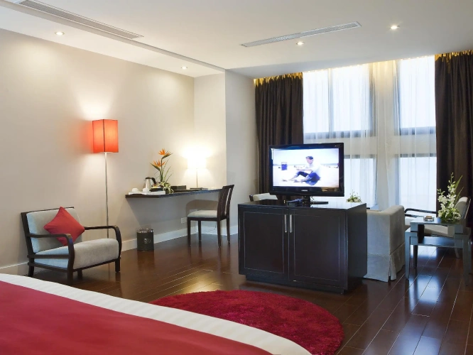 Suite with view